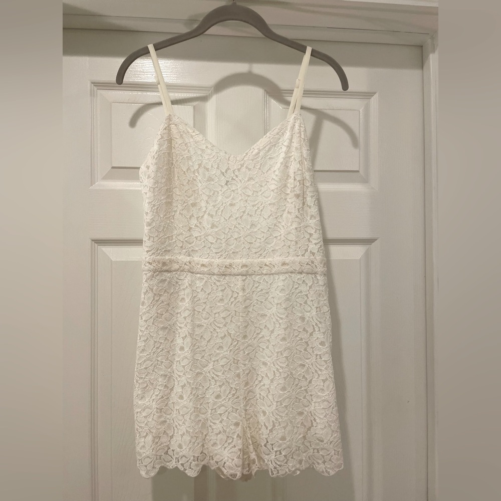 Aritizia White Lace Romper